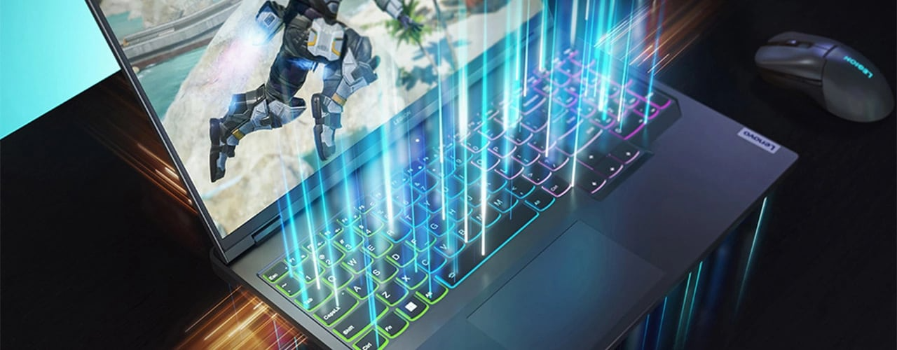 Vue de face du portable de gaming Lenovo Legion Pro 7 Gen 8 