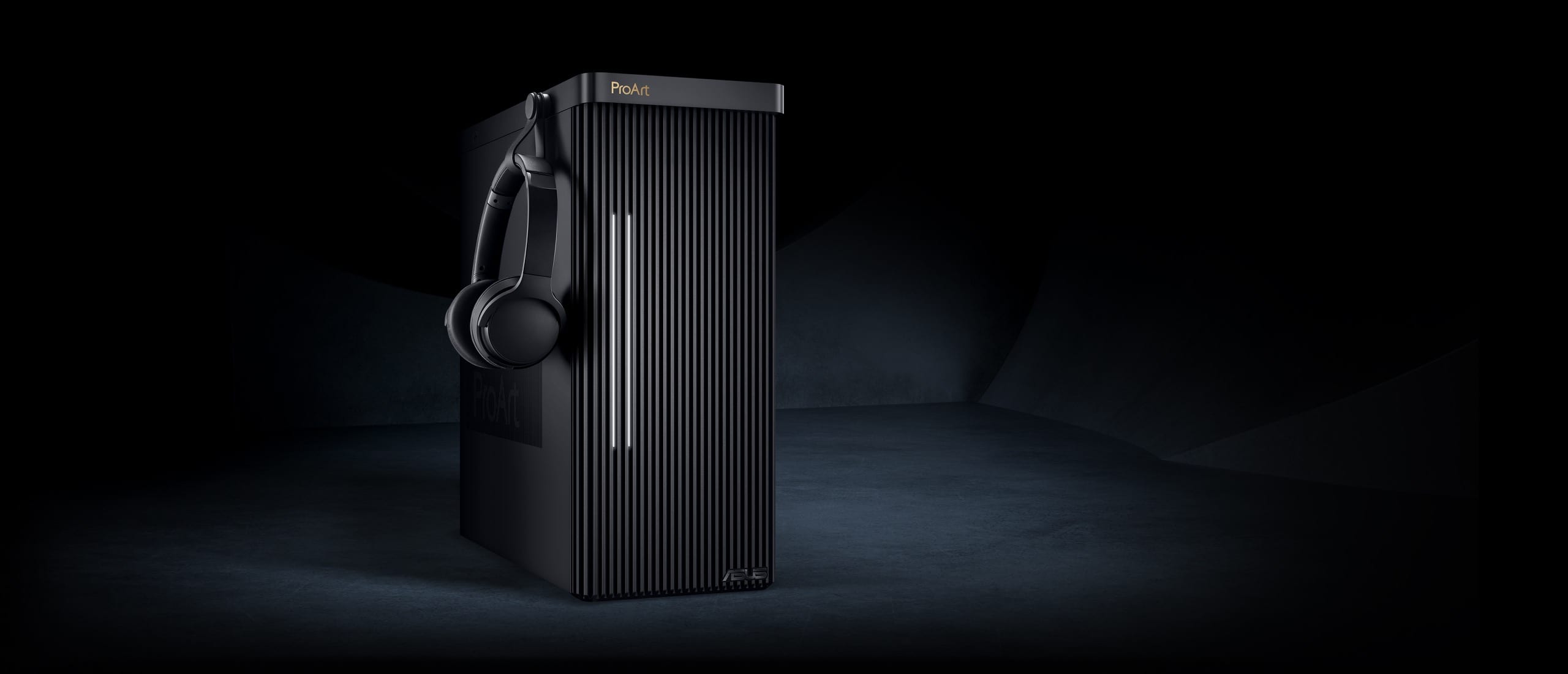 The detachable loop on the side of ProArt Station PD500TE can be used to hang headphones.