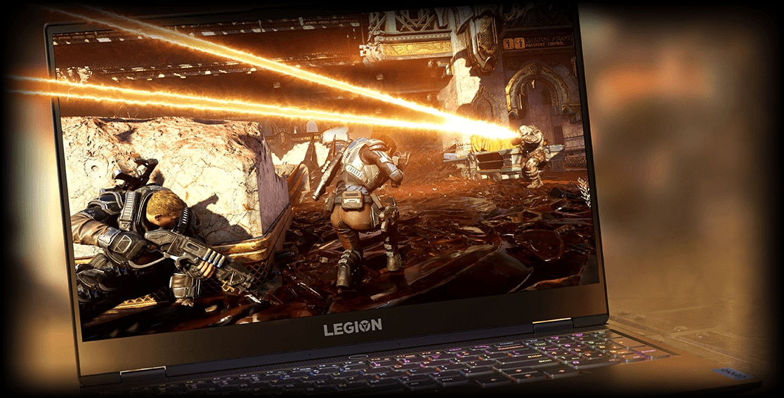 Portable pour gamer Lenovo Legion Slim 7 (15'' AMD), vue de trois quarts avant