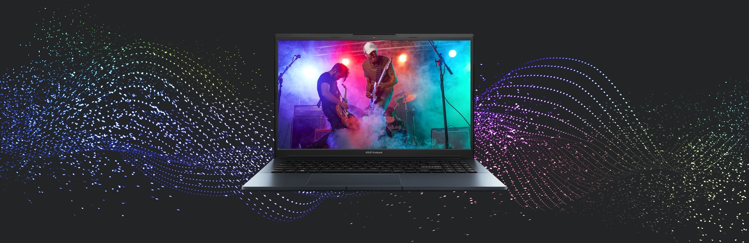 Vue de face du Vivobook Pro 15 OLED montrant un concert de musique en direct coloré sur l'écran. 