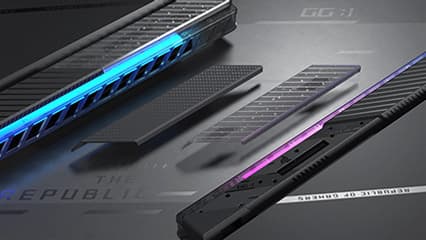 Deux modèles de capuchons sont présentés. L'un comporte des rayures et une matrice de points, tandis que l'autre présente un motif ROG classique.